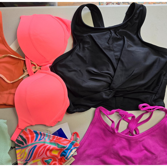 Colorful Swim Bundle Women's S-M 9 Pieces 6 Tops & 3 Bottoms / 8 Are NWT - Picture 5 of 15